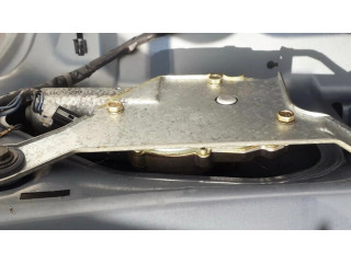 Моторчик заднего дворника Mitsubishi Carisma