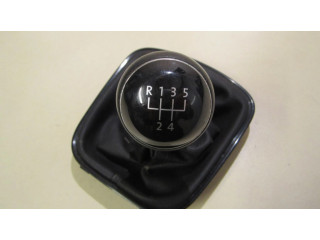 Отделка рычага переключения передач (кожа, головка)