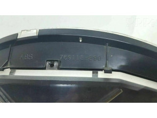 Přístrojová deska Mazda 121 1990 769904042, 46DB03