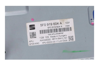 Дисплей    5F0919604A   Seat Ibiza IV (6J,6P)