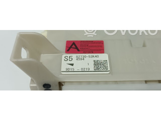 Pojistková skříňka Řídící jednotka BSM 8273052K40 Toyota Yaris 2019