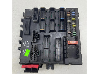 Блок предохранителей 13125487, 00029174 Vauxhall Vectra C