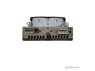 Панель приборов 281152320r Dacia Duster