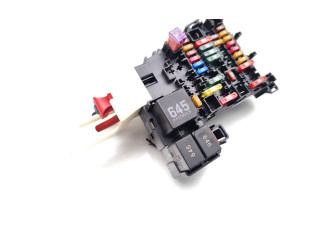 Блок предохранителей 5Q0937615C Audi A3 S3 8V