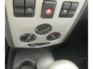 Блок управления климат-контролем 6001547667 Dacia Logan I