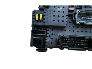 Блок предохранителей 30728512, 06W361 Volvo XC90