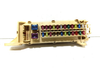 Pojistková skříňka Mazda MPV II LW 2004