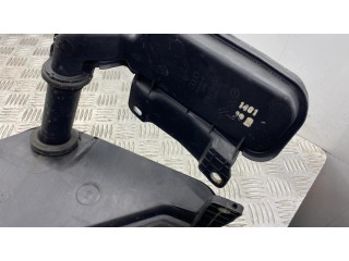 Бачок оконной жидкости