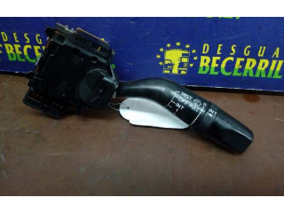 Ручка стеклоочистителей Mazda 626