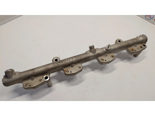 Трубка (трубки) для подачи топлива в жиклеры