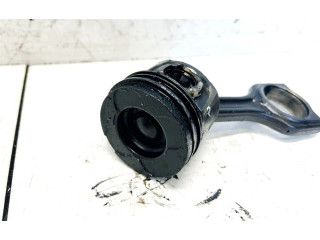 Поршень с шатуном    Peugeot 407