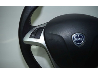 Руль Lancia Delta   -  года       