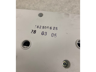 Панель приборов 30682277, 69594220T   Volvo S60       