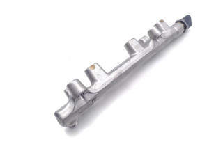 Топливная рампа 05C133320A, 05E906054A Volkswagen Golf VIII для двигателя DLAA