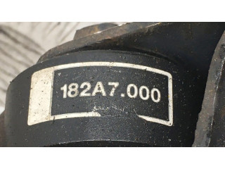 Другая деталь отсека двигателя