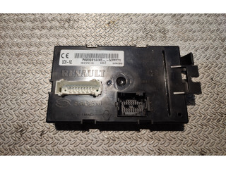 Блок комфорта P8200814465   Renault Trafic II (X83)   