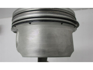 Píst 079107104CE Audi A8 S8 D5