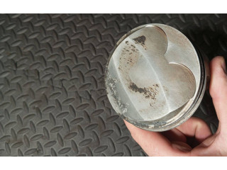 Píst 7838623 BMW M5 S85 B50AA