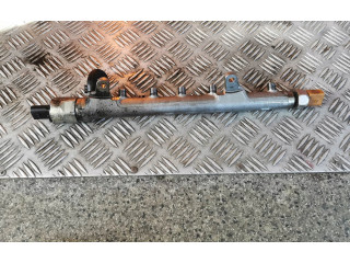 Топливная рампа 03L130089B, 5WS40730AT   Volkswagen PASSAT B6  