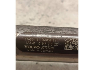 Топливная рампа 30777759, 0445215025   Volvo V70  