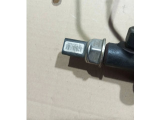 Топливная рампа 9685297580, 141321526 Volvo S80