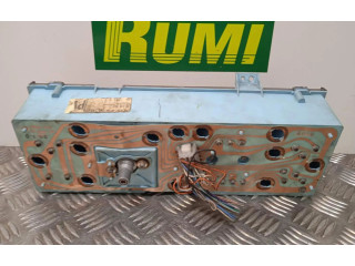 Панель приборов 56003048 Jeep Cherokee XJ