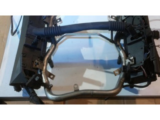 Vstřikovací lišta 1437443 BMW X5 E53 pro benzínový motor 4.4