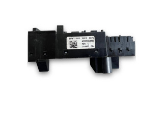 Pojistková skříňka A2229063302 Mercede-Benz S W222 2015