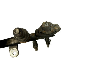 Топливная рампа Jeep Cherokee XJ для двигателя AMC 242 High Output