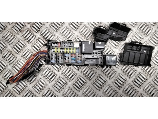 Блок предохранителей 13800159    Volvo V70  D4204T5 