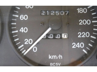 Панель приборов BE7D55430   Mazda 323 F       