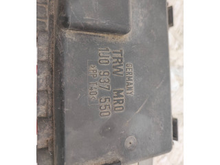 Блок предохранителей 1J0937550, 1J0937617D Volkswagen Golf IV