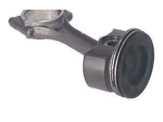 Поршень Шатун  05L105401K  Volkswagen PASSAT B8  