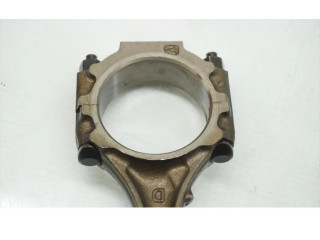 Поршень с шатуном Mitsubishi Galant