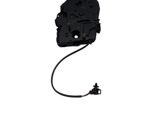 Zámek zadních dveří 2K0827426C, H0001DD Volkswagen Caddy 2008