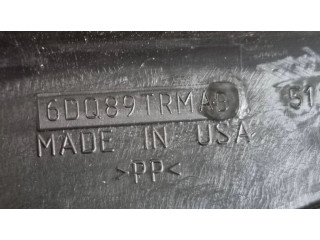 Другая деталь салона