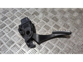 Педаль акселератора