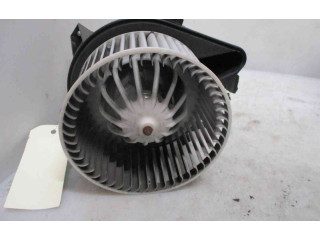 Вентилятор печки 71735484, 21803813 Fiat Grande Punto