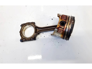 Поршень с шатуном Mitsubishi Carisma