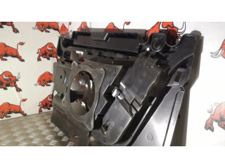 Дно багажника