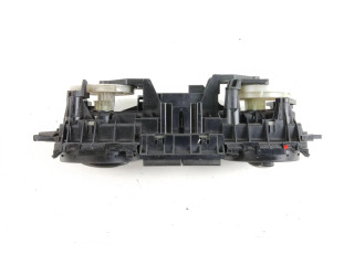 Блок управления климат-контролем 7H0820045F   Volkswagen Transporter  Caravelle T5