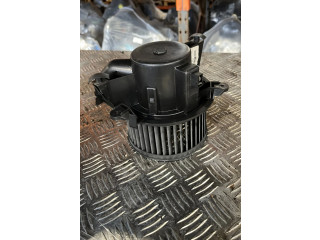 Вентилятор печки 77362402 Fiat Idea