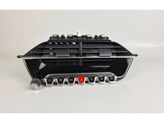 Блок управления климат-контролем 9823457080 Peugeot 2008 II