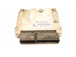 Блок управления двигателем Блок управления 0281013260   Volkswagen PASSAT B6