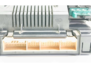 Блок управления климат-контролем    Audi A6 S6 C5 4B