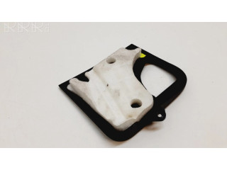 Другая деталь салона