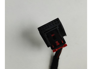 Зеркало электрическое Skoda Karoq 2017 - года