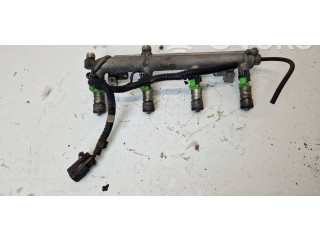 Топливная рампа 12780826, 12790821 Saab 9-3 Ver2 для двигателя B207R