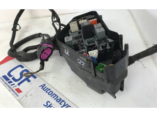   Pojistková skříňka    Audi Q7 4L 2010