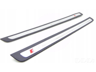 Другая деталь салона